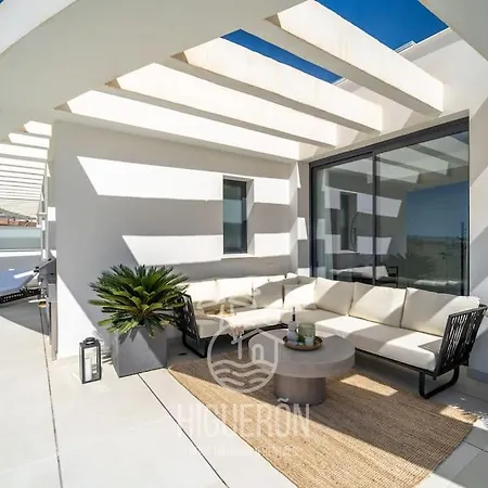 Apartment Higueronrentals Horizon Penthouse